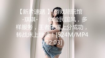 B站很火的舞蹈区双马尾可爱美少女浆果儿麦德龙大卖场里大胆露出