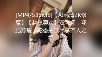 -美眉 趴下 屁股翘起来 身材娇小 小娇乳 无毛粉穴 被大鸡吧无套输出