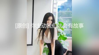 良家巨乳长腿模特女上不停滴奶，还趴下舔干净