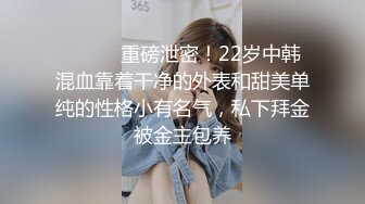 商场女厕全景偷拍15位妆容精致的小姐姐 (1)