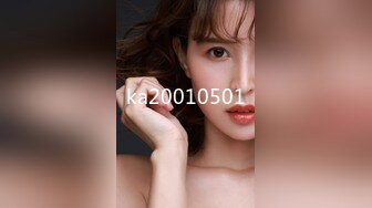 2021四月流出固定全景艺校女厕后拍几个美眉的嫩穴有个小妹一遍嘘嘘一边用手抚摸PP估计是泛春心了